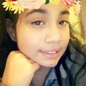 Meet your Posher, Araceliz